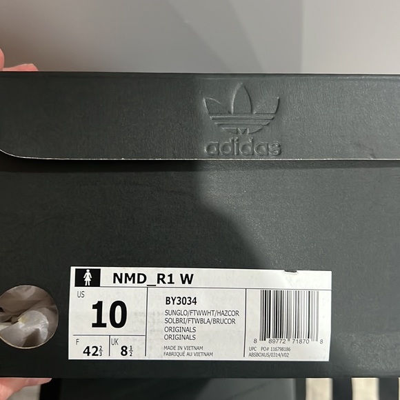 Brand New NMD R1 W SUNGLO SIZE 10 - Picture 5 of 5